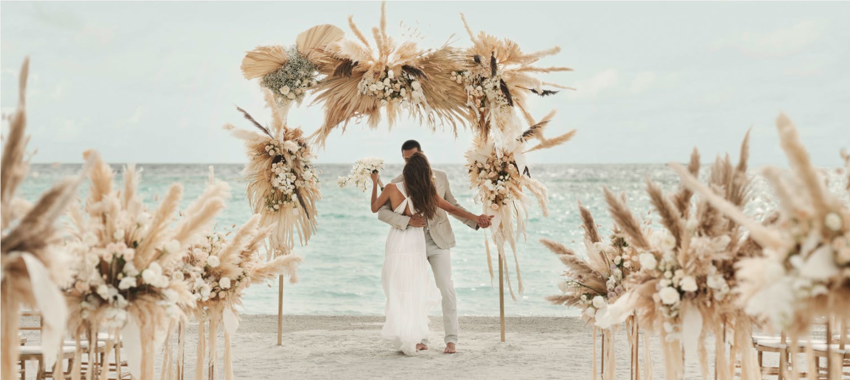 馬爾地夫柏典Patina : 2025送一次團體出海3選1 + 每天一小時Velibar夕陽雞尾酒 + Mini Bar 無酒精飲料 + 11.99歲以下免吃住